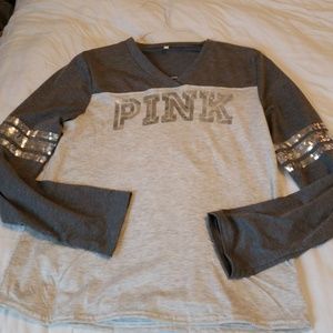 Never worn long sleeved tee